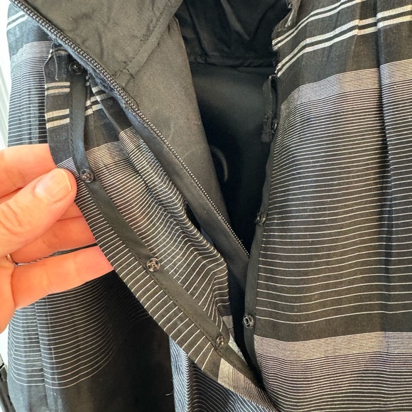 BCBGMaxAzria Black and Gray Sweetheart Strapless Dress Size 6 - Picture 6 of 6